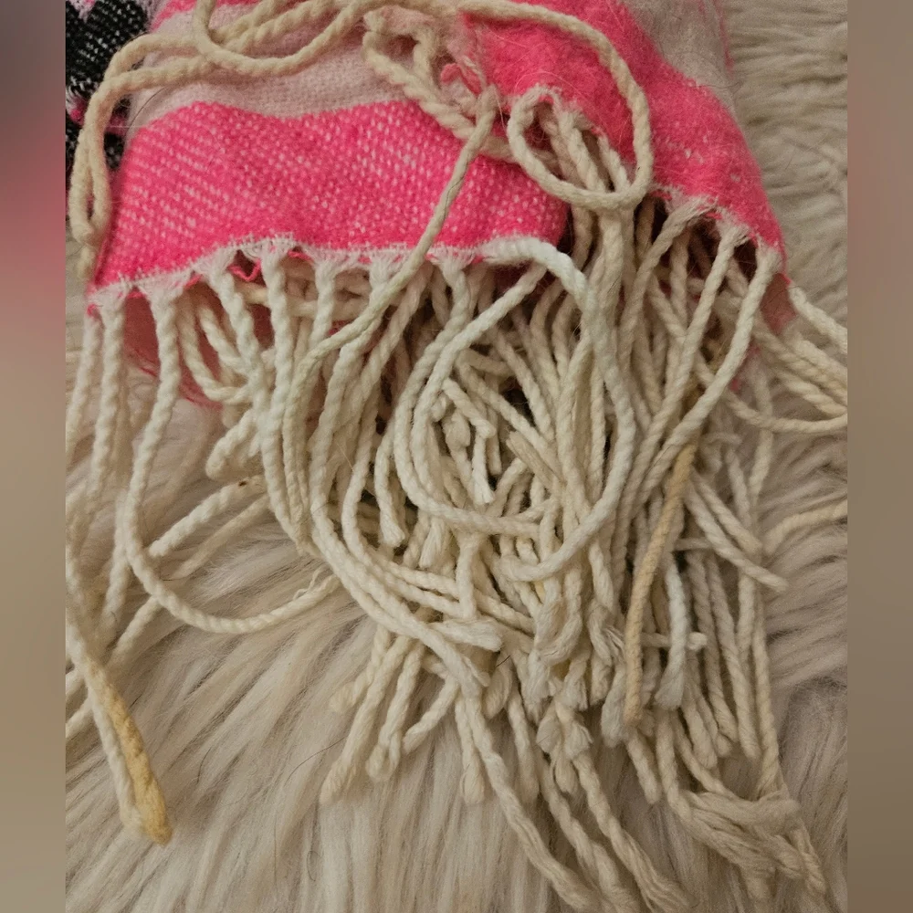 Victoria’s Secret PINK Oversized Logo Blanket Scarf